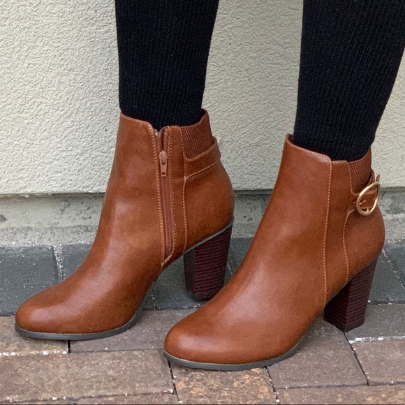 NIB Cognac Tan Buckle Detail Block Heel Ankle Boot - Picture 6 of 8